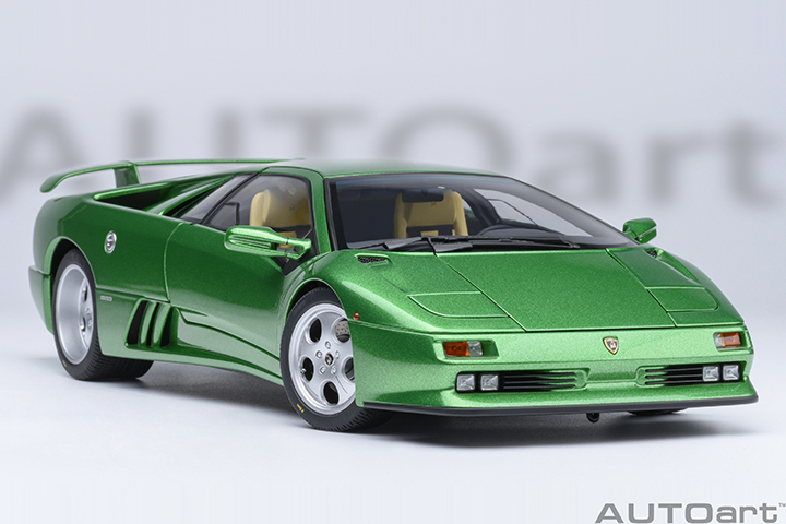 79150 1/18 LAMBORGHINI DIABLO SE30 (VERDE MIC/METALLIC GREEN)