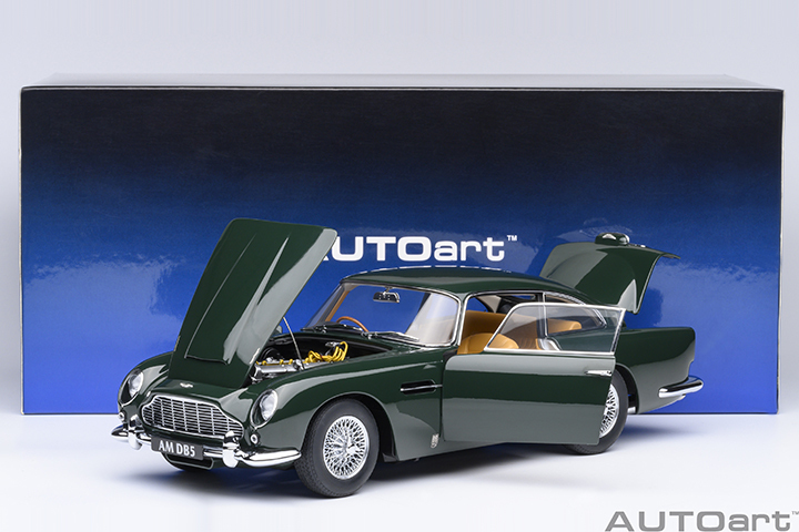 70286 1/18 ASTON MARTIN DB5 (BRITISH RACING GREEN)