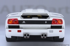 79145 1/18 LAMBORGHINI DIABLO SE30 JOTA (IMPACT WHITE)