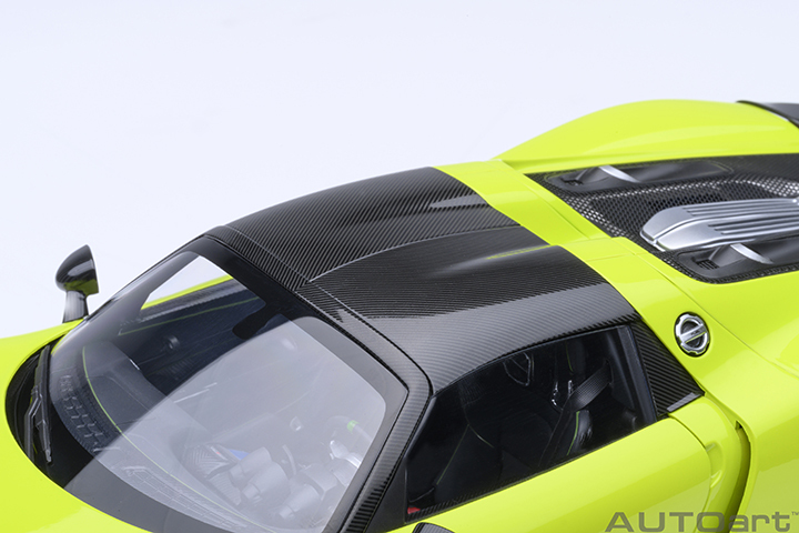 77921 1/18 PORSCHE 918 SPYDER WEISSACH PACKAGE (ACID GREEN)