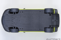 77921 1/18 PORSCHE 918 SPYDER WEISSACH PACKAGE (ACID GREEN)