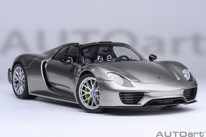 77922  1/18 PORSCHE 918 SPYDER WEISSACH PACKAGE (LIQUID METAL SILVER)