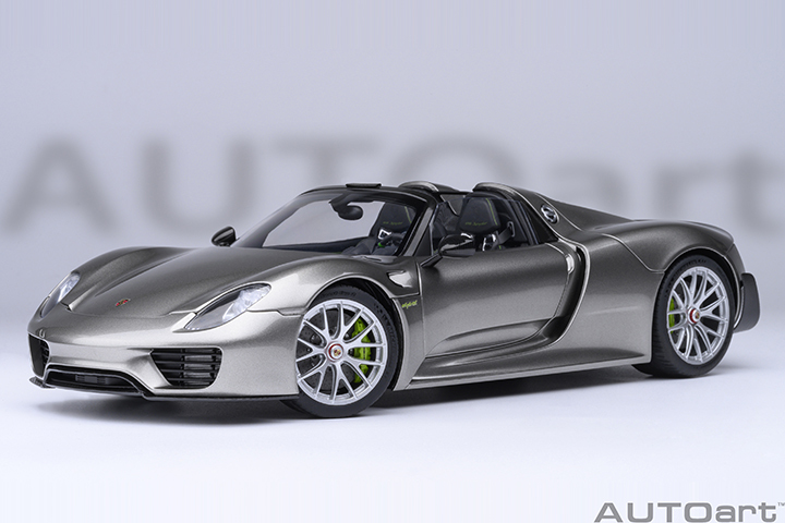 77922  1/18 PORSCHE 918 SPYDER WEISSACH PACKAGE (LIQUID METAL SILVER)