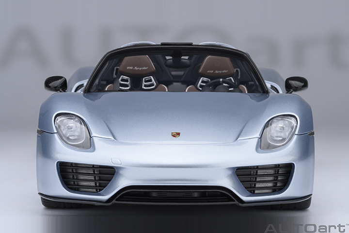 77923 1/18 PORSCHE 918 SPYDER WEISSACH PACKAGE (LIQUID METAL CHROME BLUE)