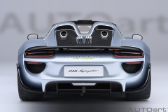 77923 1/18 PORSCHE 918 SPYDER WEISSACH PACKAGE (LIQUID METAL CHROME BLUE)