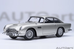 70296 1/18 ASTON MARTIN DB5 GOLDFINGER (W/ WEAPONS)(SILVER)