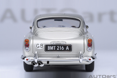 70296 1/18 ASTON MARTIN DB5 GOLDFINGER (W/ WEAPONS)(SILVER)
