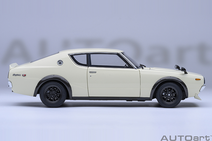 77467 1/18 NISSAN SKYLINE 2000 GT-R (KPGC110) TUNED VERSION RS WATANABE WHEEL (WHITE)