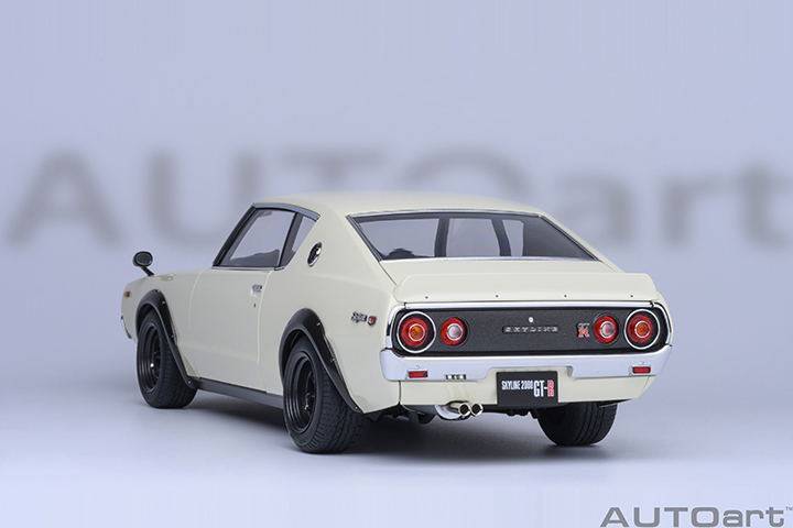 77467 1/18 NISSAN SKYLINE 2000 GT-R (KPGC110) TUNED VERSION RS WATANABE WHEEL (WHITE)