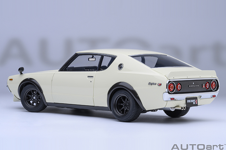 77467 1/18 NISSAN SKYLINE 2000 GT-R (KPGC110) TUNED VERSION RS WATANABE WHEEL (WHITE)