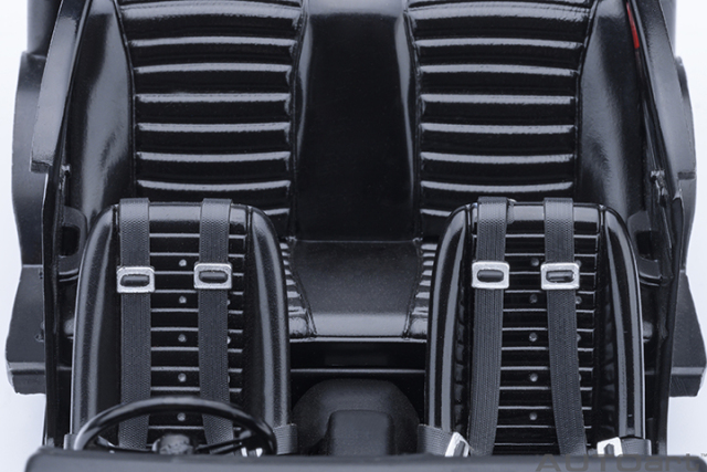 77468 1/18 NISSAN SKYLINE 2000 GT-R (KPGC110) TUNED VERSION RS WATANABE WHEEL (RED)