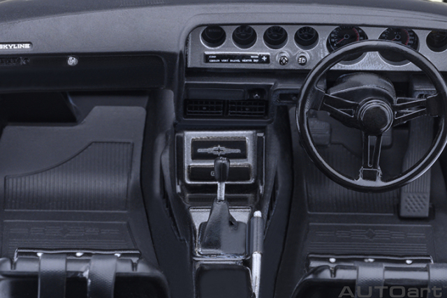 77467 1/18 NISSAN SKYLINE 2000 GT-R (KPGC110) TUNED VERSION RS WATANABE WHEEL (WHITE)