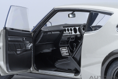 77466 1/18 NISSAN SKYLINE 2000 GT-R (KPGC110) TUNED VERSION RS WATANABE WHEEL (SILVER)