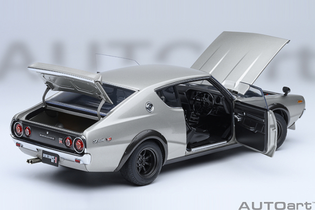 77466 1/18 NISSAN SKYLINE 2000 GT-R (KPGC110) TUNED VERSION RS WATANABE WHEEL (SILVER)