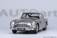 70287 1/18 ASTON MARTIN DB5 (BIRCH SILVER)