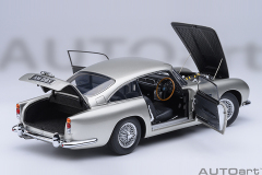 70287 1/18 ASTON MARTIN DB5 (BIRCH SILVER)