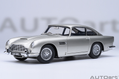 70287 1/18 ASTON MARTIN DB5 (BIRCH SILVER)