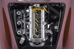 70289 1/18 ASTON MARTIN DB5 (DUBONNET ROSSO/RED)