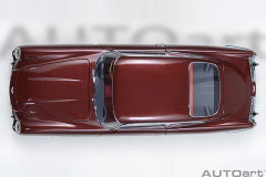 70289 1/18 ASTON MARTIN DB5 (DUBONNET ROSSO/RED)