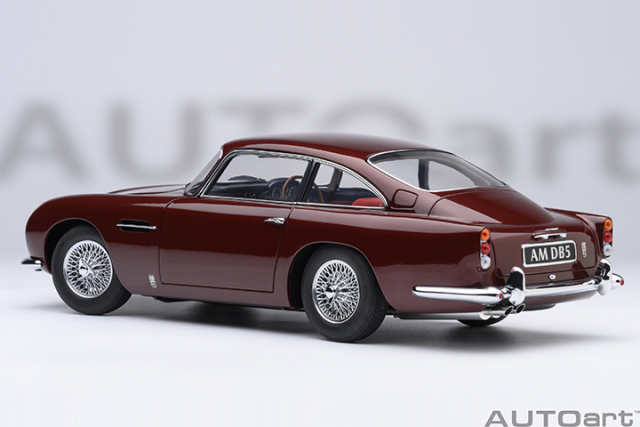 70289 1/18 ASTON MARTIN DB5 (DUBONNET ROSSO/RED)