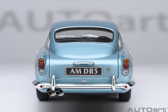 70288 1/18 ASTON MARTIN DB5 (CARIBBEAN PEARL/BLUE)