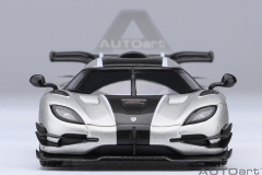 20042 1/64 KOENIGSEGG ONE : 1 (MOON GREY/CARBON BLACK /ORANGE ACCENTS)