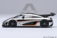 20042 1/64 KOENIGSEGG ONE : 1 (MOON GREY/CARBON BLACK /ORANGE ACCENTS)