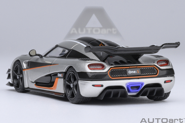 20042 1/64 KOENIGSEGG ONE : 1 (MOON GREY/CARBON BLACK /ORANGE ACCENTS)