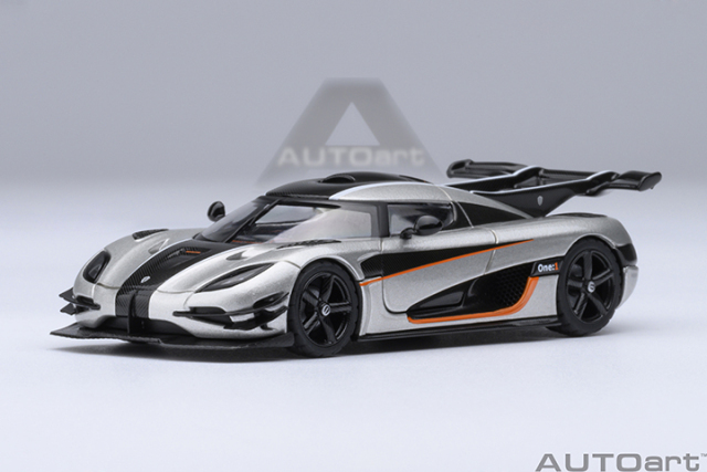 20042 1/64 KOENIGSEGG ONE : 1 (MOON GREY/CARBON BLACK /ORANGE ACCENTS)