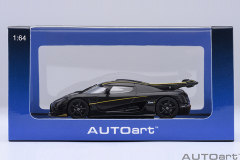 20043 1/64 KOENIGSEGG ONE : 1 (CLEAR CARBON FIBER/GOLD STRIPES)