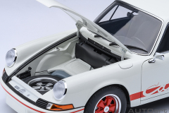 78030 1/18 PORSCHE 911 CARRERA 2.7 RS (GRAND PRIX WHITE/RED STRIPES)