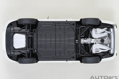 78030 1/18 PORSCHE 911 CARRERA 2.7 RS (GRAND PRIX WHITE/RED STRIPES)