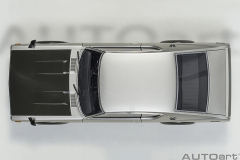 77477 1/18 NISSAN SKYLINE 2000 GT-R (KPGC110) TUNED VERSION (CARBON FIBER BONNET) (SILVER)