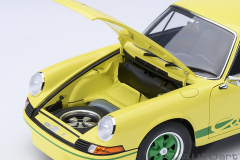 78033 1/18 PORSCHE 911 CARRERA 2.7 RS (LIGHT YELLOW/GREEN STRIPES)