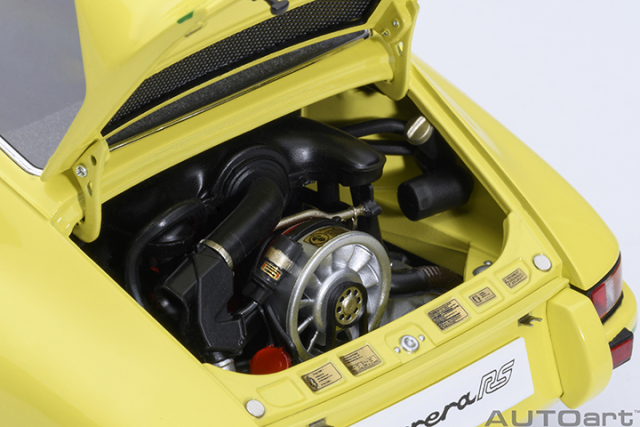 78033 1/18 PORSCHE 911 CARRERA 2.7 RS (LIGHT YELLOW/GREEN STRIPES)