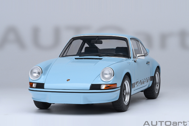 78032 1/18 PORSCHE 911 CARRERA 2.7 RS (GULF BLUE/BLACK STRIPES)