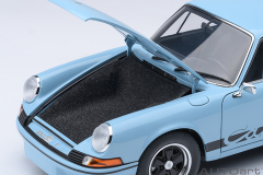 78032 1/18 PORSCHE 911 CARRERA 2.7 RS (GULF BLUE/BLACK STRIPES)
