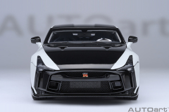 77511 1/18 NISSAN GT-R50 BY ITALDESIGN (METALLIC WHITE/BLACK)