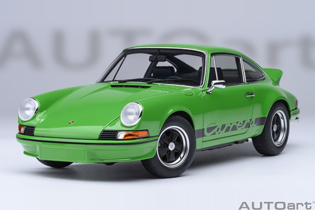 78034 1/18 PORSCHE 911 CARRERA 2.7 RS (VIPER GREEN/BLACK STRIPES)