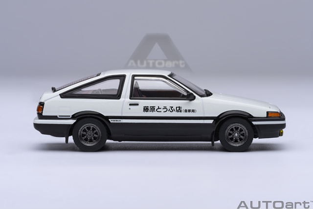 20031 1/64 TOYOTA SPRINTER TRUENO (AE86) "INITIAL D"