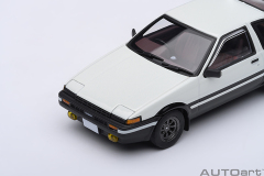 20031 1/64 TOYOTA SPRINTER TRUENO (AE86) "INITIAL D"