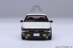 20031 1/64 TOYOTA SPRINTER TRUENO (AE86) "INITIAL D"