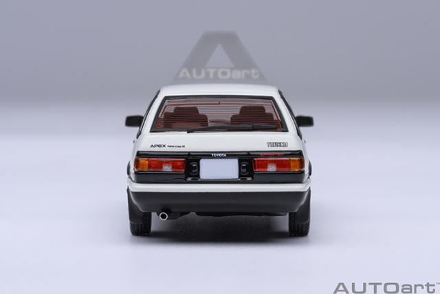 20031 1/64 TOYOTA SPRINTER TRUENO (AE86) "INITIAL D"