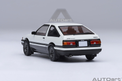 20031 1/64 TOYOTA SPRINTER TRUENO (AE86) "INITIAL D"