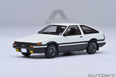 20031 1/64 TOYOTA SPRINTER TRUENO (AE86) "INITIAL D"