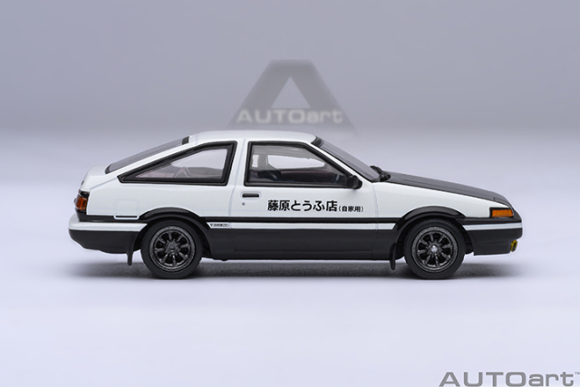 20036 1/64 TOYOTA SPRINTER TRUENO (AE86) INITIAL D PROJECT D FINAL VERSION