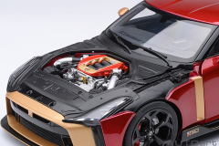 77514 1/18 NISSAN GT-R50 BY ITALDESIGN (METALLIC RED / GOLD)