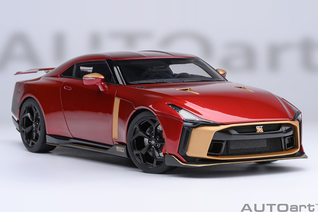 77514 1/18 NISSAN GT-R50 BY ITALDESIGN (METALLIC RED / GOLD)