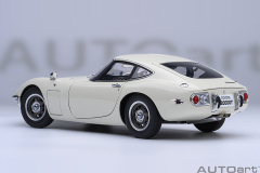79546 1/18 TOYOTA 2000GT 1967 (WHITE)