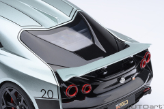 77512 1/18 NISSAN GT-R50 BY ITALDESIGN (METALLIC GREEN/BLACK)